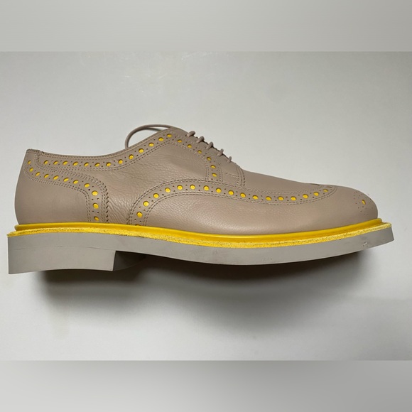 New CLERGERIE Beige Trendy Yellow Trim Oxford Derbys size 38.5 - Picture 1 of 16